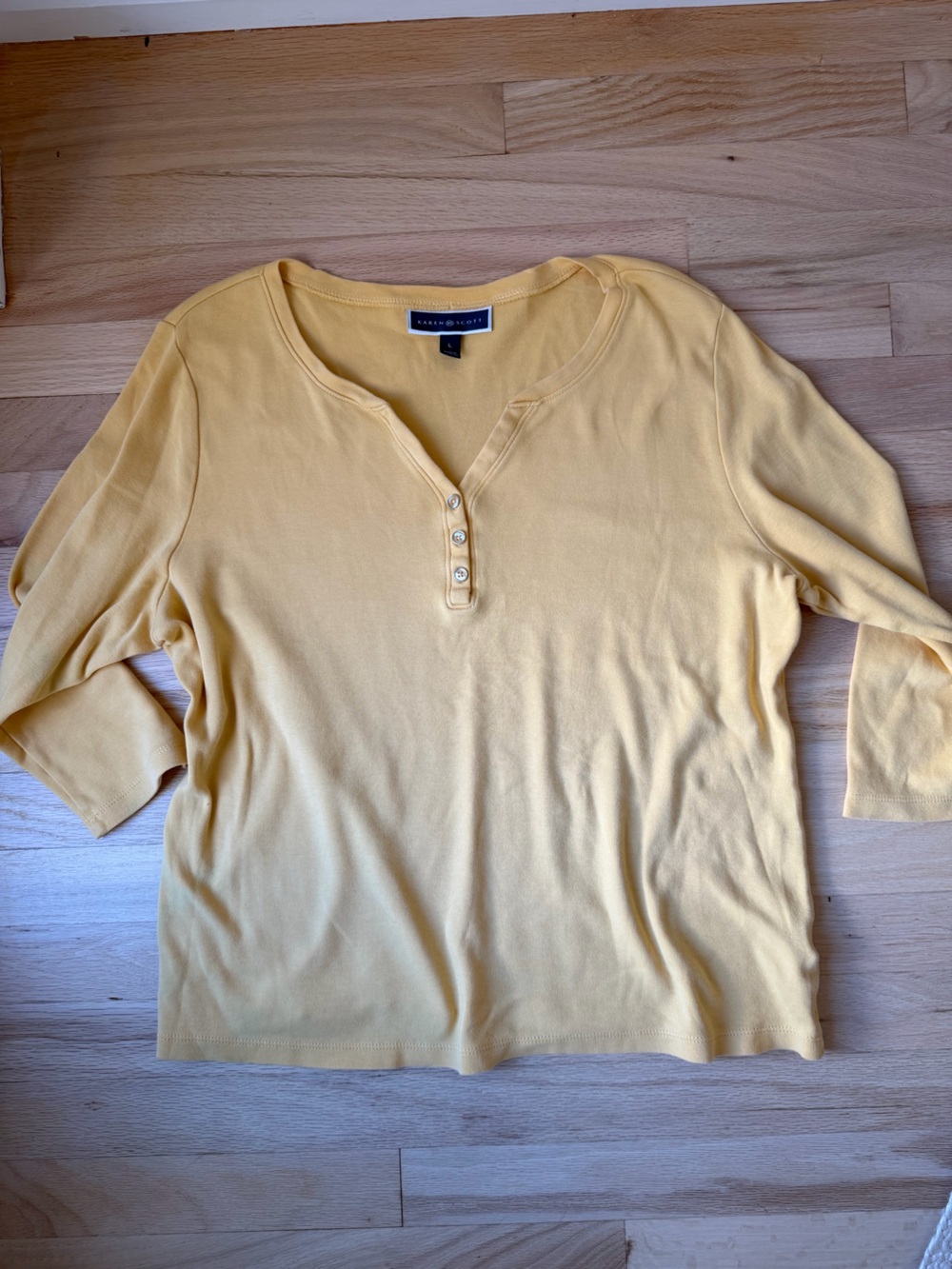 Buttery Yellow Relaxed Casual Henley Long Sleeve Top - Large